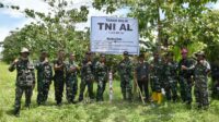 Mengendap Selama 37 Tahun, TNI AL Tancapkan Patok Pembatas Di Atas Lahannya 500 Ha
