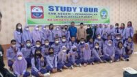 Laksanakan Study Tour, Rahmawati : SMKN 1 Penanggalan BISA