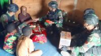 Perbuatan Terpuji Satgas YONIF MR 412 KOSTRAD di Pedalaman Papua ini Patut Dicontoh