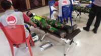Dalam rangka HUT Bhayangkara anggota Kodim 1624/ Flotim ikut Partisipasi Donor Darah.