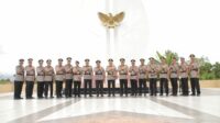 Hari Bhayangkara Ke 76, Kapolda Kalbar Pimpin Upacara Ziarah dan Tabur Bunga di TMP Dharma Patria Jaya