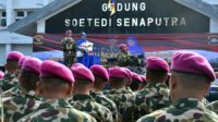 Resimen Artileri 2 Marinir gelar FARREWEL Lepas Sambut dari Komandan Lama pada Komandan Baru
