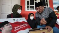 Ridwan Kamil Bertemu Ironman Asal CirebonPengamen yang Menolong Korban Kecelakaan di Cibubur