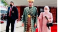 Presiden Jokowi Tiba di Gedung Nusantara, Berbaju Paksian Asal Bangka Belitung