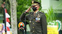 Upacara HUT TNI Ke-77, Panglima TNI Himbau Prajurit dan PNS TNI untuk Menjaga Kepercayaan Masyarakat.