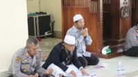 Imam Mesjid Besar Al- Ma’daniah, Pimpin Do’a Bersama di Polres Pasangkayu.