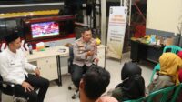 Kapolres Metro Tangerang Kota Sambangi Warga RW di Pinang untuk Guyub Kamtibmas, Beri Pesan Ini