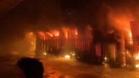 BREAKING NEWS..!! Kebakaran Telah Hanguskan PASAR SENTRAL Makassar