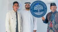 Gibran Rakabuming Menjaga Jati Diri Bangsa Tampil dengan Setelan Batik