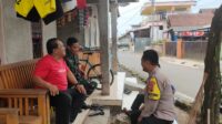 Giat Bhabinkamtibmas Kel. Sambongpari , Sambangi Tokoh Masyarakat Rw di Sambong Peuntas