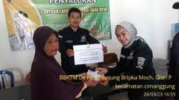 Polsek Cimanggung Lakukan Monitoring Penyaluran BLT DD Di Desa Pasirnanjung