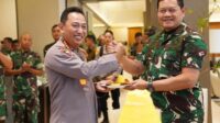 Surprise Panglima TNI di Hari Ulang Tahun Kapolri