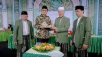 Bupati Suardi Saleh Ucapkan Selamat Milad Ke-80 AG.Faried Wajedi Dipenamatan Santri Pondok Pesantren DDI Mangkoso Thun 2022/2023