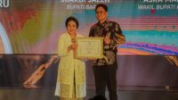 Pemda Barru Terima Penghargaan dari Menteri Pemberdayaan Perempuan dan Anak pada Malam Anugrah Apresiasi KLA 2023 di Semarang