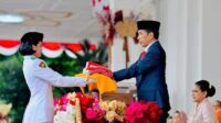 Upacara Penurunan Bendera Negara Sang Merah Putih Berlangsung Lancar dan Khidmat