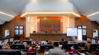 Rapat Paripurna DPRD Barru Tentang Penyerahan KUA-PPAS 2024 Dari Bupati Barru