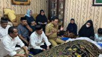 Usai Apel Besar Dikantor Gubernur Sul-Sel, Bupati Barru Melayat Almarhum Ir.H.Abd Madjid Tahir di Komp. Unhas Tamalanrea Makassar
