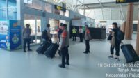 Jamin Keamanan, Polres Loteng Kawal Ketat Pembalap Dan Crew Yang Tiba Dibandara