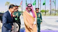 Presiden Jokowi Bertemu dengan PM Arab Saudi di Istana Al-Yamamah