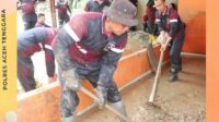 Kapolres Aceh Tenggara dan Personel Polres Turun Langsung Bantu Masyarakat Terdampak Banjir