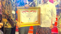 Sekda Abustan wakili Bupati Barru Terima Bukti Kinerja berupa Penghargaan dari Menteri PAN-RB di Nusa Dua CC Bali