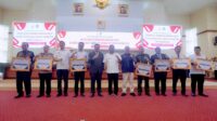 Bupati Barru Terima Penghargaan atas Kinerja Penyaluran Dana Desa Tercepat Tahun 2023