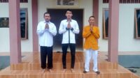 Personil Babinkantibmas      Desa Benggaulu, Mamuju Tengah Laksanakan Pengamanan Vihara saat Melaksanakan Ibadah
