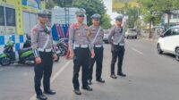 Polres Pelabuhan Makassar Lakukan Penertiban Parkir Kendaraan roda empat yang Semrawut dan Terkesan Liar