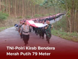 TNI-Polri Menggelar Kirab Bendera Merah Putih Sepanjang 79 meter di Kota Bandar Lampung
