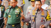 Kapolri bersama Panglima TNI laksanakan Peninjauan Kesiapan Pengamanan Stadion Madya dan Stadion Utama GBK untuk Venue Misa Suci Umat Katolik