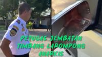 Viral! Petugas Jembatan Timbang Larompong Pecahkan Kaca Spion Mobil Pickup, Sopir: “Kalau Bisa, Diatur Baik-Baik”