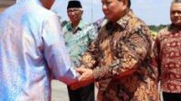 Presiden Prabowo Subianto bertemu dengan Perdana Menteri Malaysia Anwar Ibrahim di Rumah Tangsi, Kuala Lumpur, Malaysia