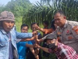 Bhabinkamtibmas Desa Tobadak Aipda Bustamil Lakukan Problem Solving Antar Warga Binaan