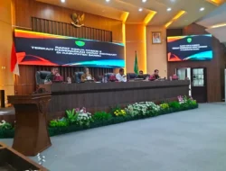 Wakili Bupati Plh.Sekda Barru dan Unsur Forkopimda Raker Komisi II DPRD Barru Terkait Legalitas Indomart Barru