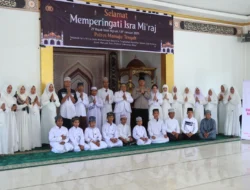 Polres Mamuju Tengah dan Bhayangkari cabang Mamuju Tengah Peringati Isra Mi’raj 27 Rajab