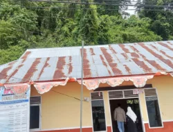 Miris.!!! Kantor Desa Diduga Tidak Disiplin Tidak Pasang Bendera Merah Putih Depan Kantor Desa pada Jam Kerja