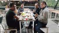CEO PT. Aswar Grup Ngopi Bareng Jurnalis, Bahas Tantangan Ilmu Sosial di Era Digital