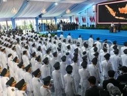 Moment Bersejarah Pertama kali Pelantikan Serentak 961 Kepala Daerah dan Wakil Digelar di Istana Merdeka