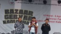 Ketua  Lintas Ormas dan LSM Daulat S.Harahap membuka Bazar Ramadhan