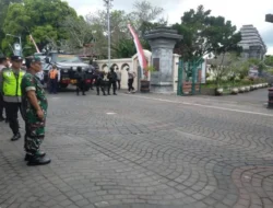 Sinergitas TNI-POLRI Amankan Kunjungan Presiden RI Ke -5 Di Blitar