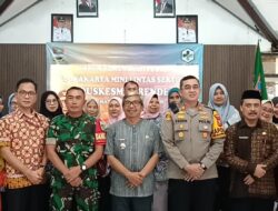 Bersinergi TNI – Polri dalam Forum Komunikasi Publik ” Lokakarya Mini Lintas Sektor Puskesmas Rende” untuk Tingkatkan Kesehatan Warga Masyarakat Cikalongwetan
