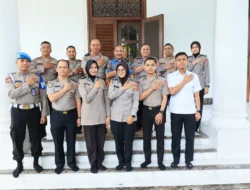 Dalam Rangka HUT Bhayangkara ke-79, Tim Mabes Polri Lakukan Anjangsana ke Mantan Kapolri Jenderal (Purn) Drs. Badrodin Haiti