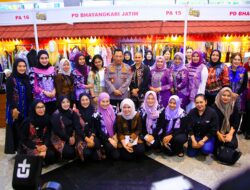 Kapolri Tinjau Bazar Kreasi Bhayangkari Nusantara 2025, Dorong Pertumbuhan UMKM