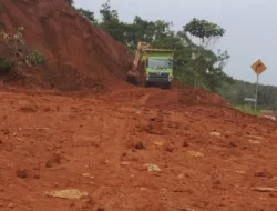 Pembongkaran TPT di Desa Istana Terindikasi Tidak Sesuai Prosedur