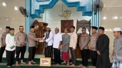 Polres Metro Kabupaten Bekasi, Berbagi Cahaya Ilmu, Dengan Waqaf Al Qur’an & Infaq Tunai