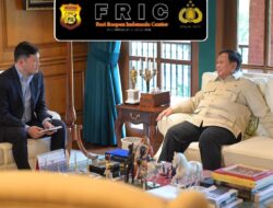 Presiden Prabowo Subianto bersama Menteri Luar Negeri Sugiono menerima Duta Besar Amerika Serikat untuk ASEAN