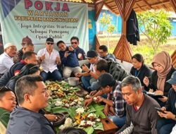“Kritik Bukan untuk Menjatuhkan” — Doa Bersama Pokja Wartawan KBB, Serukan Transparansi dan Perubahan Nyata